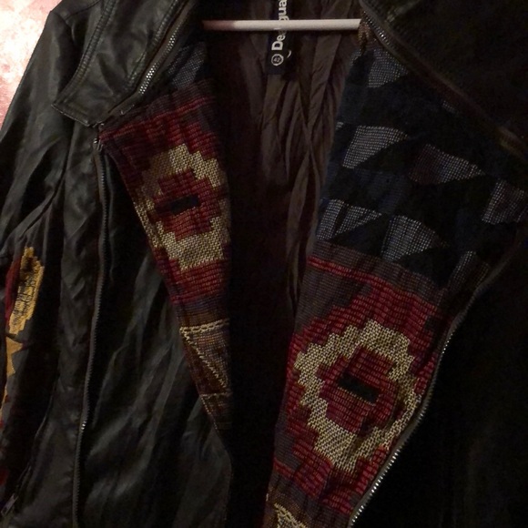 Women’s Jacket (SOLD) - Picture 6 of 6